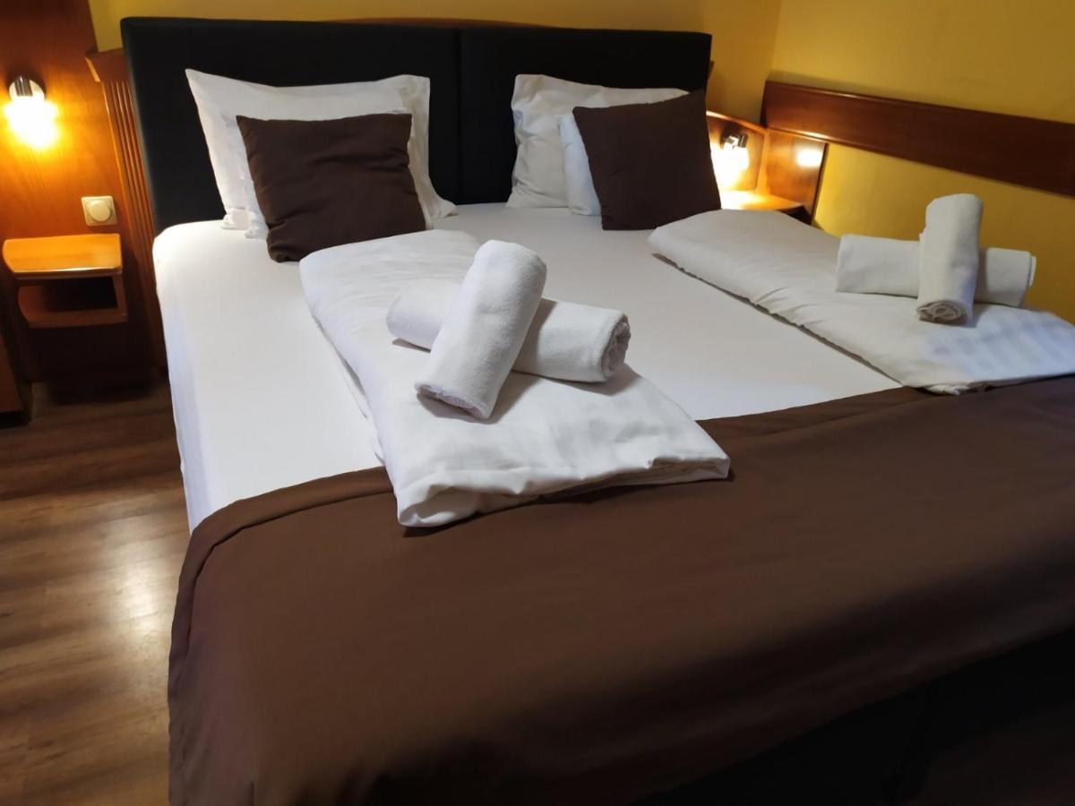 Hotel Az Idill Cserszegtomaj Exterior foto